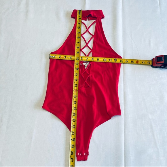 🌟SOLD🌟🌟🌟🌟🌟EXPRESS BODYSUIT thong Deep Open Plunging FRONT collar neck RED - Picture 4 of 7
